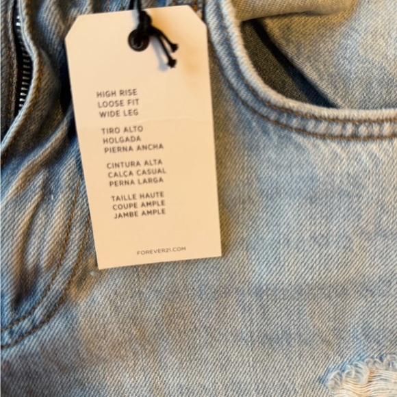 Forever 21 High Rise Wide Leg Distressed Jeans Size 24 in/ equivalent to 0 - Picture 5 of 6